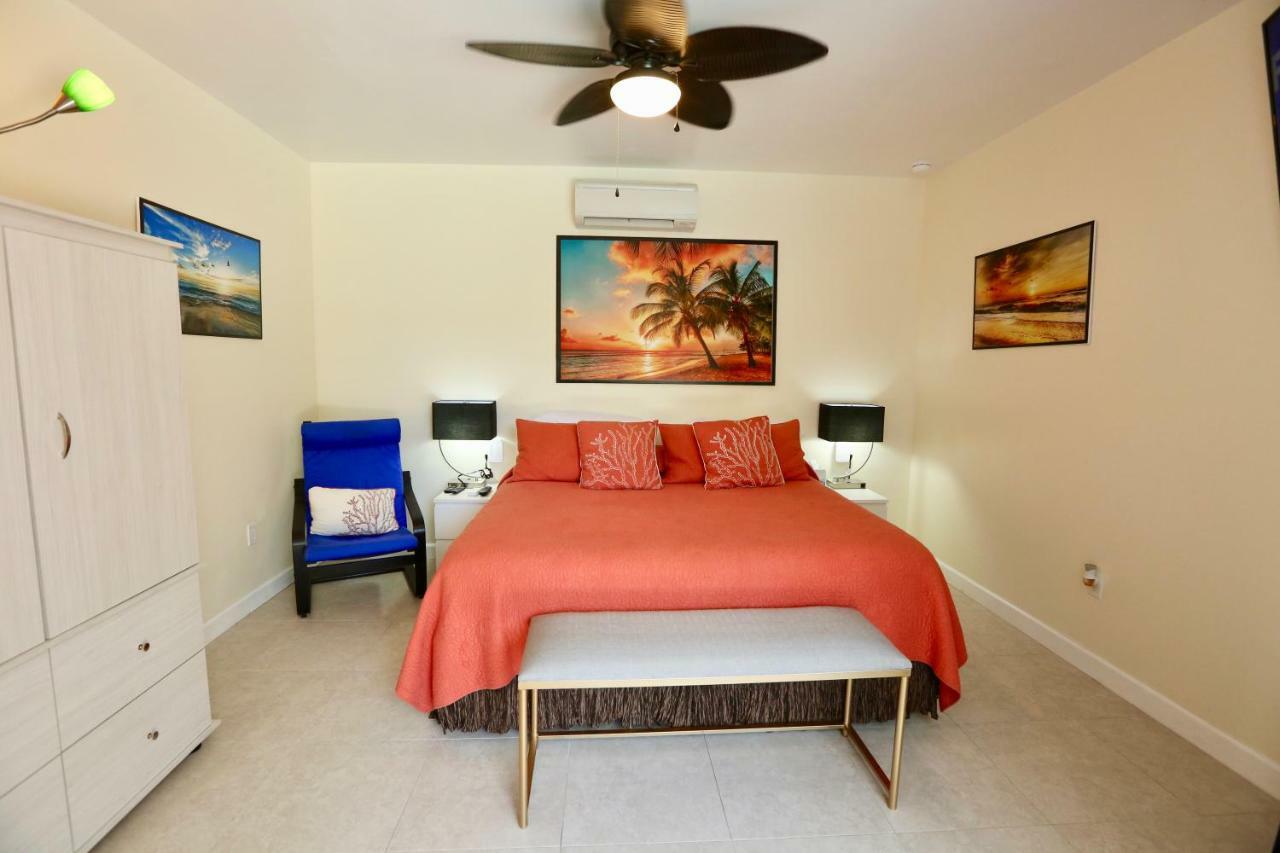 Fantasy Island Inn, Caters To Men Wilton Manors ภายนอก รูปภาพ